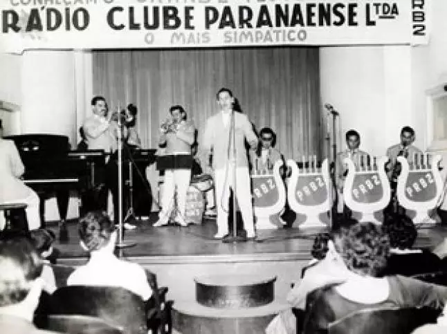 Fundação da Rádio Clube Paranaense (B-2) 